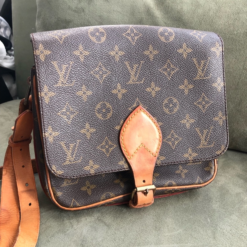 Auth Louis Vuitton Vintage Cartouchiere Crossbody